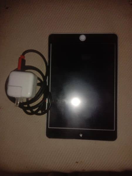 iPad mini 5 10 by 9 GB 64 WhatsApp number 03040770938 6