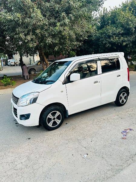 Suzuki Wagon R 2017 4