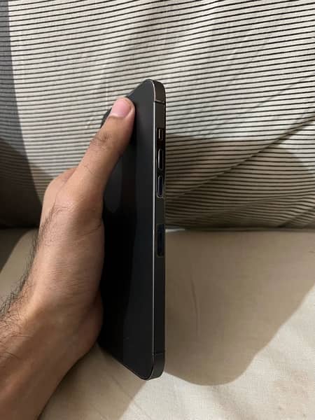 iPHONE 12 PRO MAX 128GB NON PTA WITH BOX 3