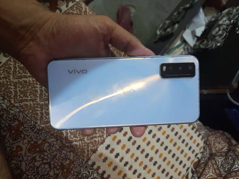 Vivo y20 4/64 good condition 2