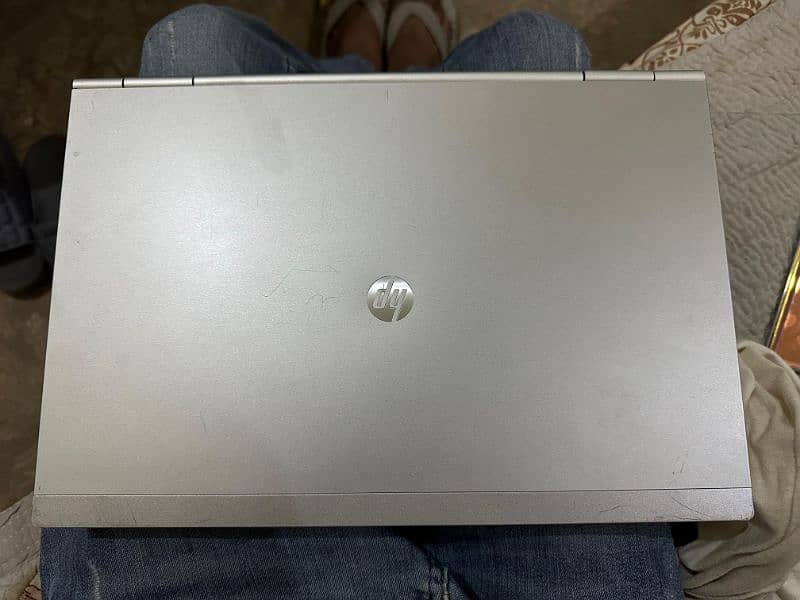 HP EliteBook 8460p 0