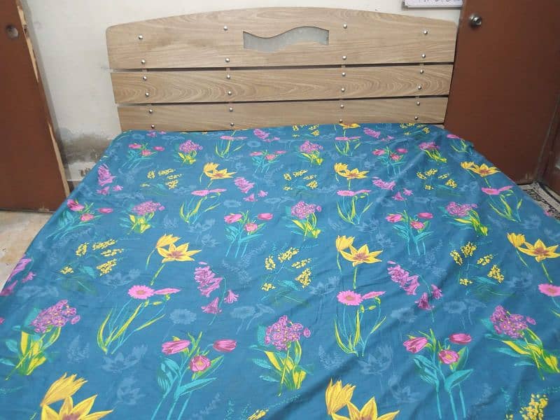 wooden bed 1