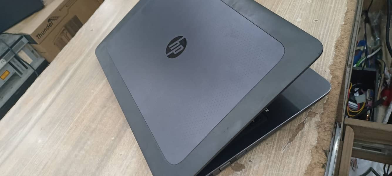 Hp Zbook 15 G4 i7-7th HQ Processor 1080p HD Display 9