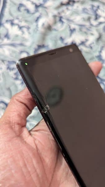 Sony Xperia ZX3 2