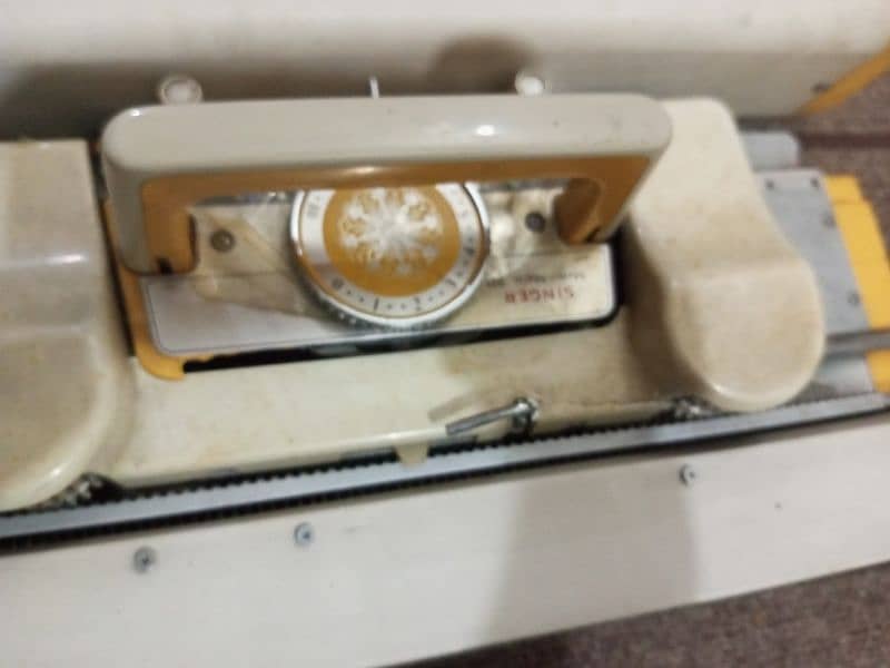 Singer 321 model knitting machine for sale 3