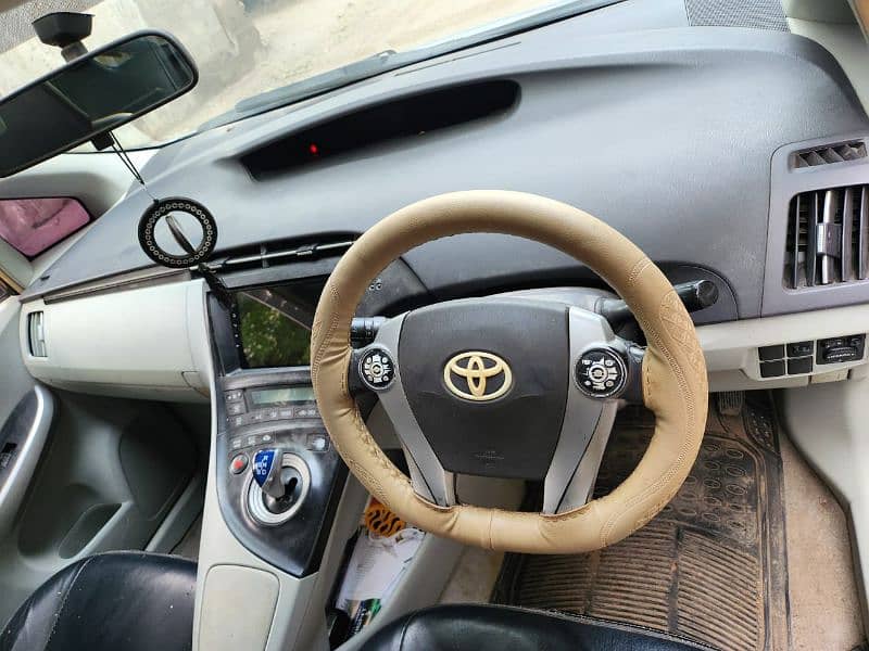 Toyota Prius 2010 3