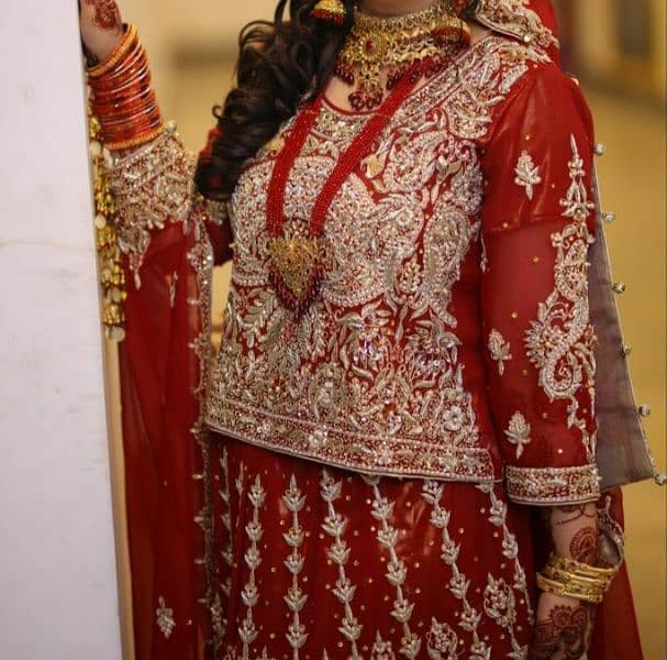 I sell my birdal lehnga 1