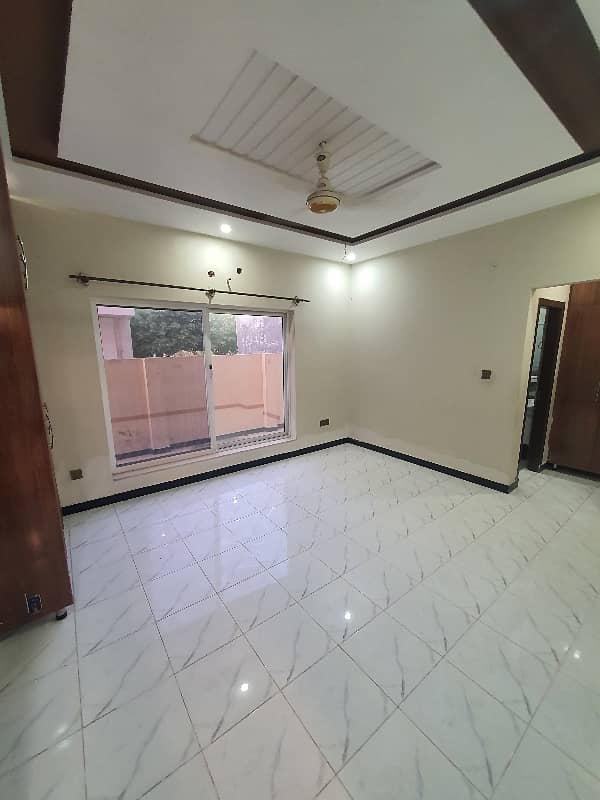 Bahria Enclave Sector N 8 Marla Luxury House For Rent Good Location Park Face 4