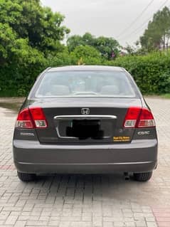 Honda Civic Oriel 2004