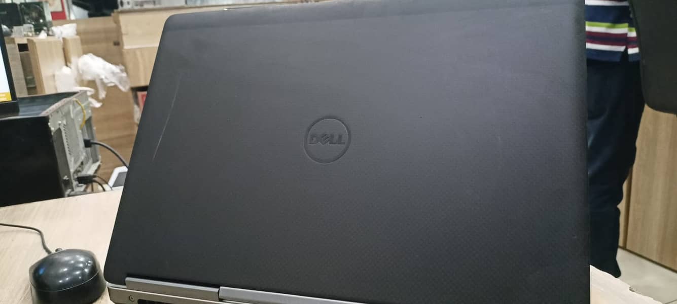 Dell Precision 7510 Xeon E3-1535M V5 with Nvidia Quadro M2000 4GB DDR5 3