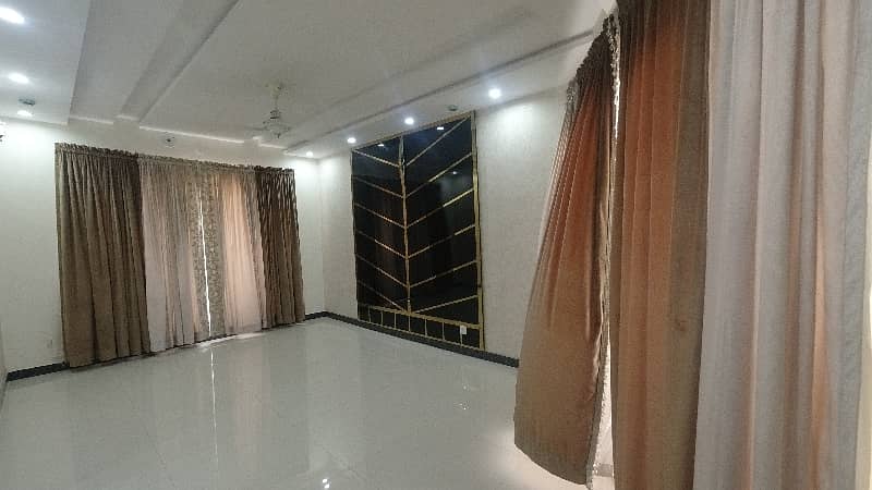 Ideal House For sale In DHA Phase 7 - Block X 11