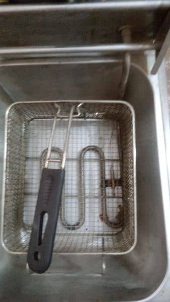 electric deep fryer 1