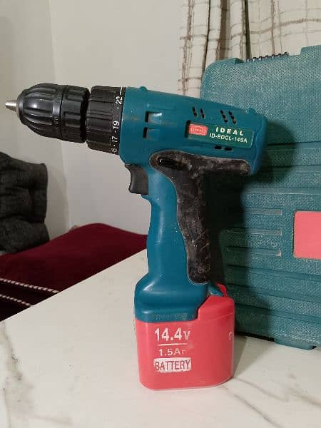 Ideal Cordless Drill - Like New! 5