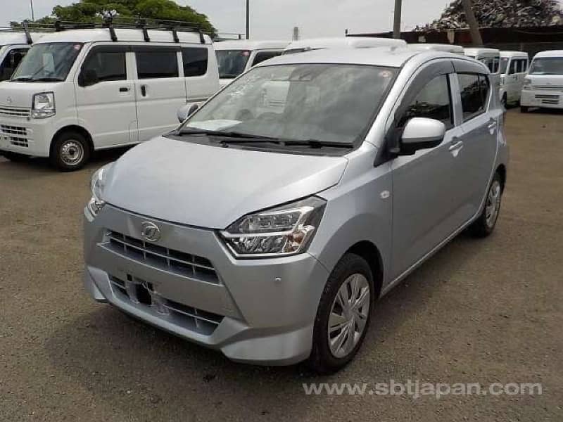 Daihatsu Mira 2021 13