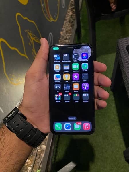 iPhone 11 Pro Green 2