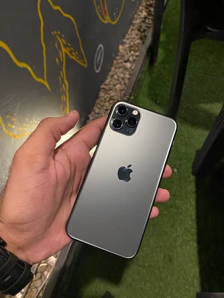 iPhone 11 Pro Green 0