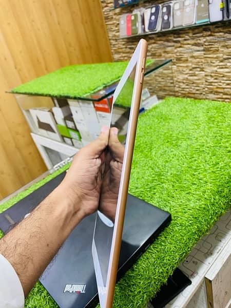 ipad 8 generation 128gb 1