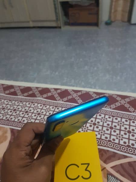 realme c3 with box 4