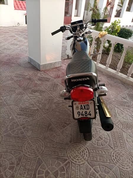 All ok full genuine honda 125 gold edition 1