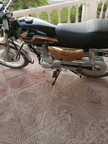 All ok full genuine honda 125 gold edition 2