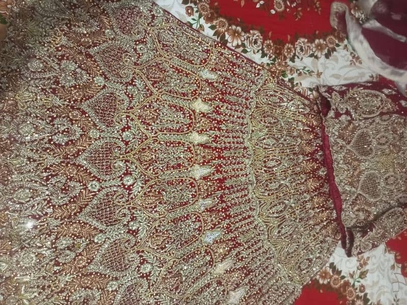 Bridal lehnga for barat 5