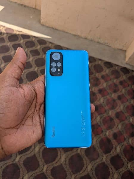 Redmi note 11 6 128 gb with 8 covers and genuine box 4