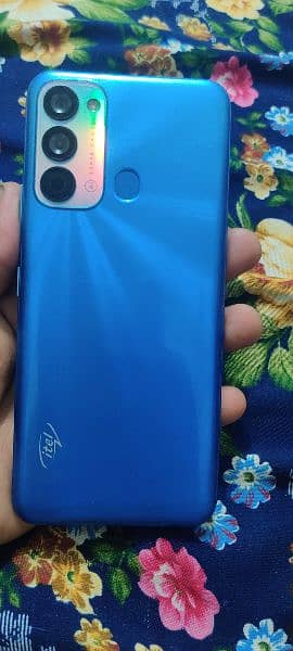 itel vision 3+1 /64 2