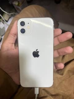 IPHONE 11 0