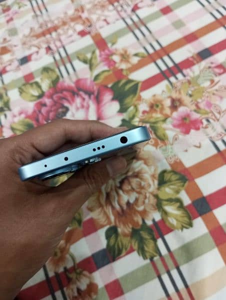 Redmi note 13 for sale in Lahore 8/256 4