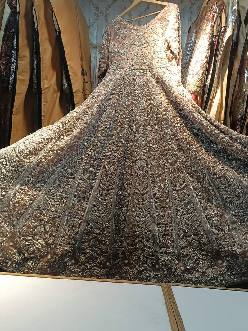 bridal lehnga maxi and groom sherwani available on rent 3