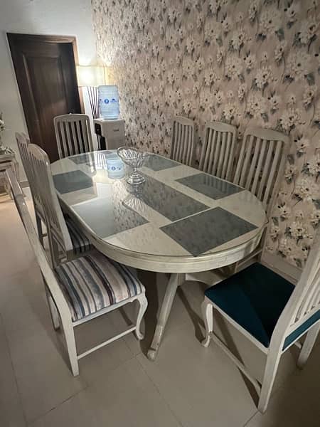 Dinning table 8 Seater 1