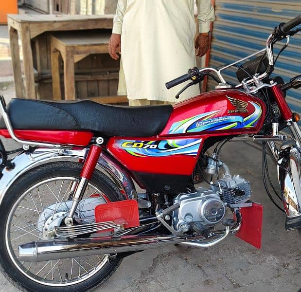 I am selling my new Honda cd 70 2