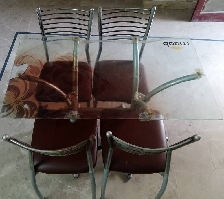 Dining table with 4 chairs 3