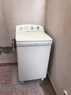 DAWLANCE WASHING MACHINE DW 5100 WORKING FINE