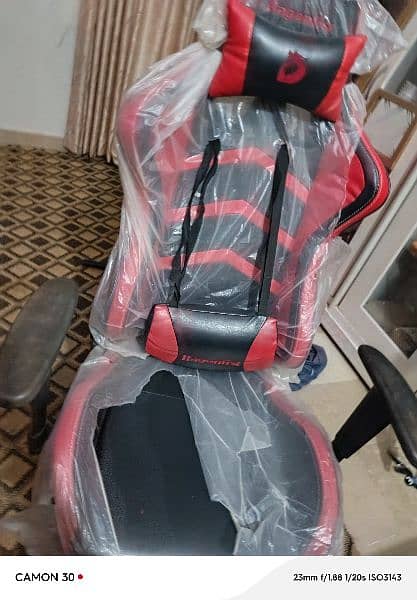 Gaming Chair Red  Color 8