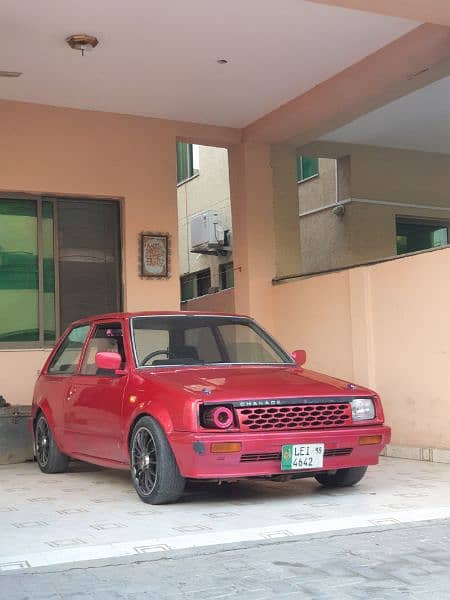 Daihatsu Charade 1982 2