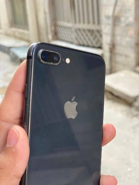 iphone 8 plus all ok non pta. . . 1