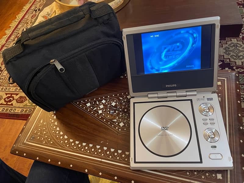 Phillips portable dvd player 1