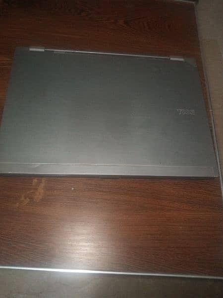 Dell Latitude E6410 (4/230) 1