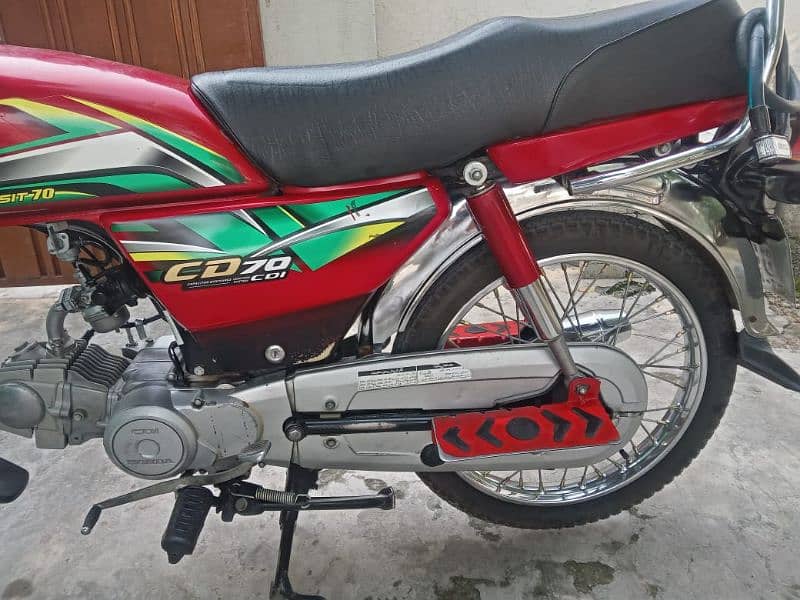 Honda CD 70 available 8