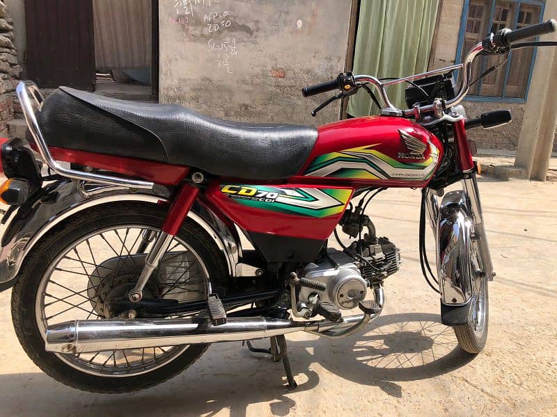 honda 70 \2023 model urgent sale 3