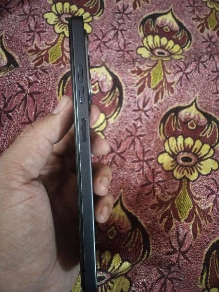 Tecno 8+8/256 better than infinix redmi realme 6.5mon warranty 3