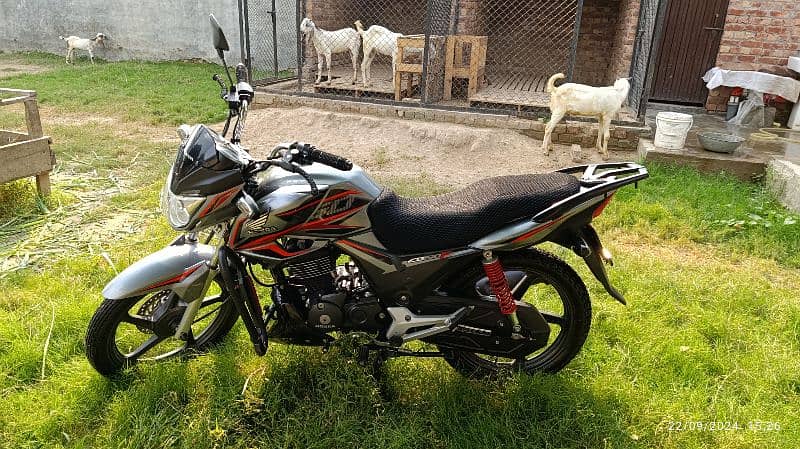 Honda CB150F 2021 For Sale in Immaculate Condition 8