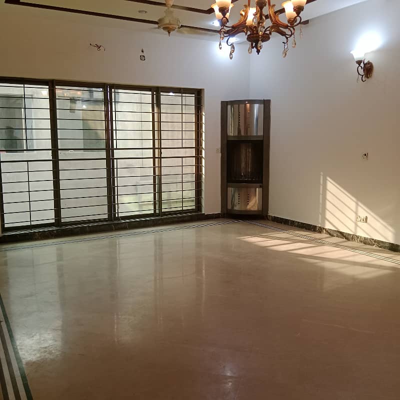 Hot Location Kanal Upper Portion Available For Rent in DHA Phase 5 Block K 3