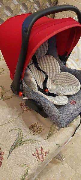 Baby Carry cot 2