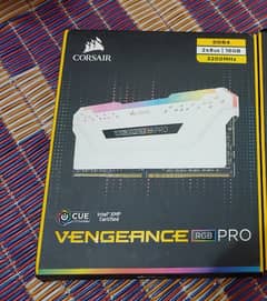 Corsair vengeance pro rgb 16gb RAM CL16 3200mhz 8gbx2 white