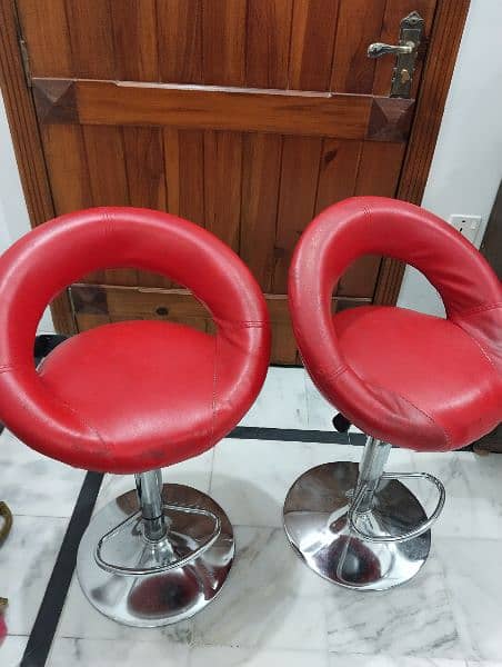 Revolving coffee chairs/ Bar stools / Reception Chairs 3