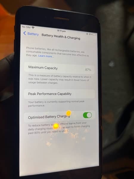 iPhone 8plus 64gb fu only back crack all okay 1