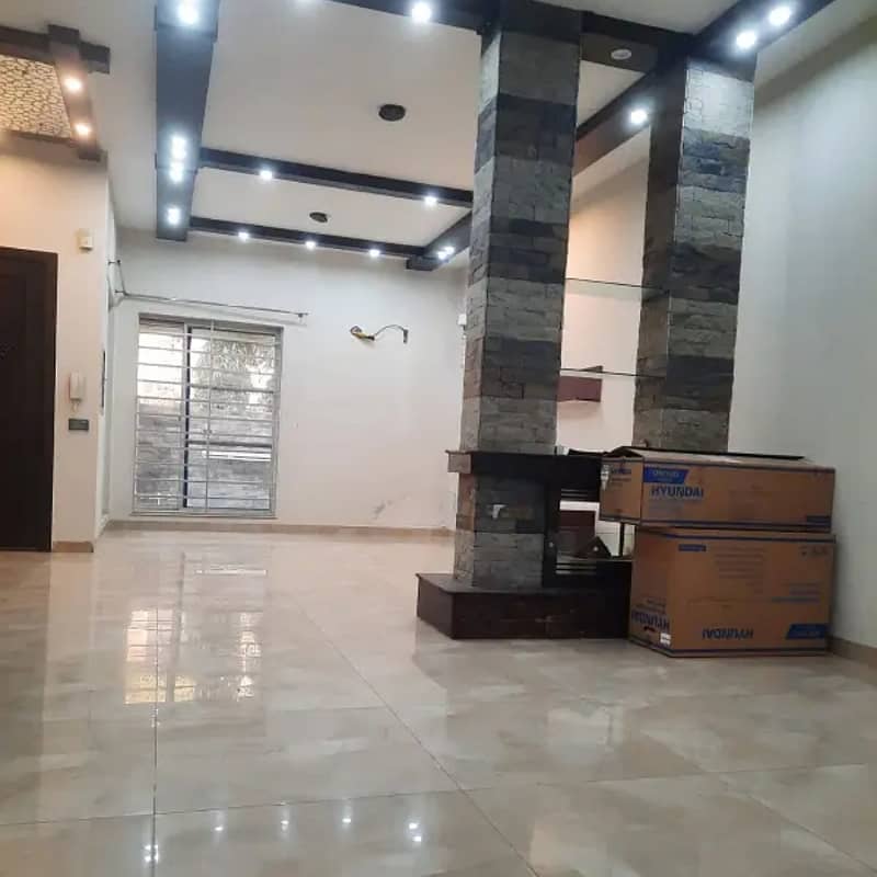 10 marla house for sale in paragon city lahore 6