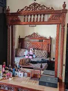 complete bed sat urgent sale